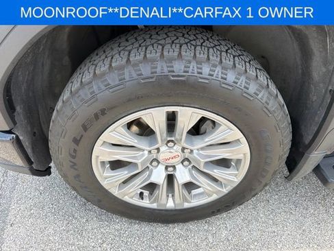 Used 2024 GMC Sierra 1500 Denali w/ Technology Package AWD/4WD image 16