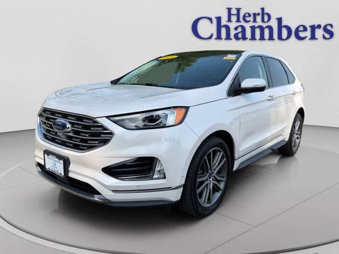 Used 2019 Ford Edge Titanium w/ Equipment Group 301A AWD/4WD image 10