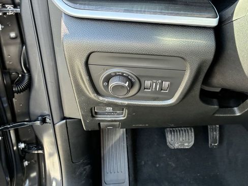 New 2026 Jeep Grand Cherokee Altitude AWD/4WD image 20