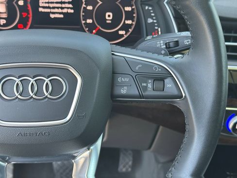 Used 2019 Audi Q7 3.0T Prestige w/ Prestige Package AWD/4WD image 21