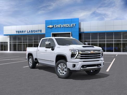 New 2026 Chevrolet Silverado 2500 High Country w/ High Country Premium Package AWD/4WD image 2