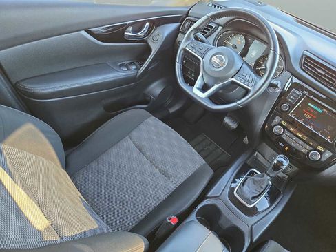 Used 2021 Nissan Rogue Sport SV image 15