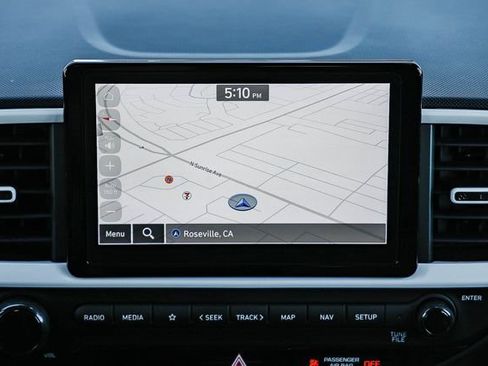 Certified 2024 Hyundai Venue Limited image 14