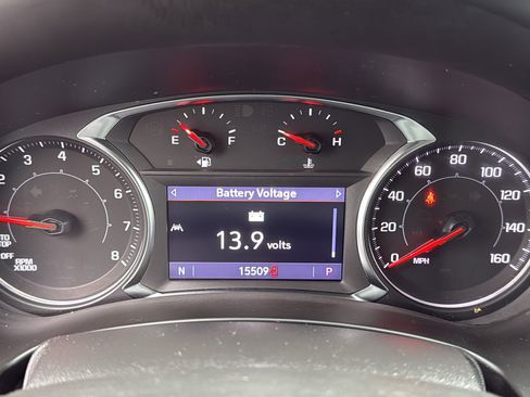 Certified 2022 GMC Terrain SLE w/ Driver Convenience Package image 18