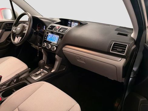 Used 2017 Subaru Forester 2.5i Premium w/ All-Weather Package image 28