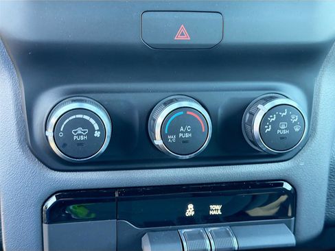 Used 2022 RAM 1500 Big Horn image 16