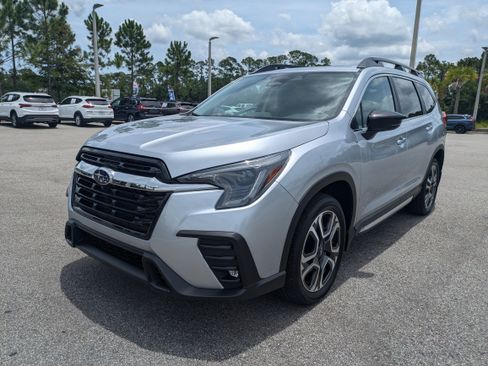 Certified 2025 Subaru Ascent Limited w/ Popular Package #1 image 8