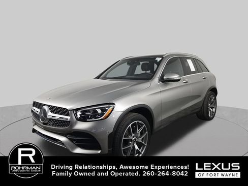 Used 2021 Mercedes-Benz GLC 300 4MATIC image 1