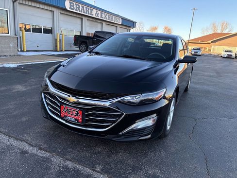 Used 2020 Chevrolet Malibu LS w/ LPO, Convenience Package 1 image 21