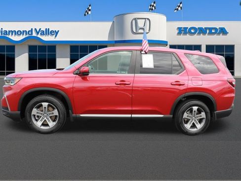 Used 2025 Honda Pilot EX-L image 8