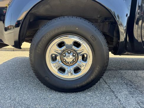 Used 2013 Nissan Frontier S AWD/4WD image 12