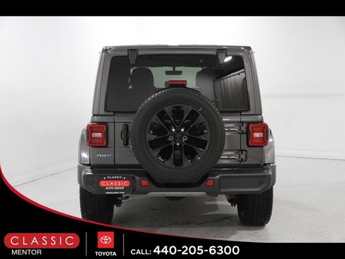 Used 2021 Jeep Wrangler Unlimited Sahara w/ Cold Weather Group image 23