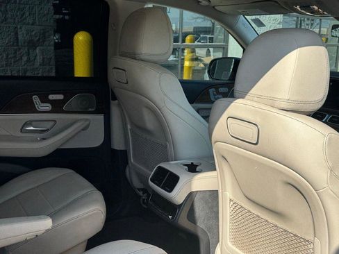 Used 2020 Mercedes-Benz GLS 450 4MATIC w/ Convenience Package image 42