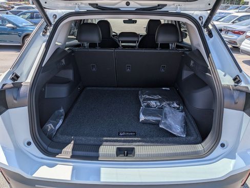 New 2026 Volkswagen Tiguan SE AWD/4WD image 30