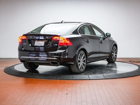 Used 2016 Volvo S60 T5 Premier FWD image 5