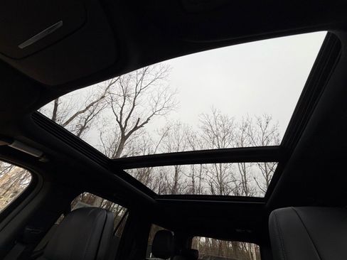 New 2025 Lincoln Navigator L Reserve w/ Jet Appearance Package image 38