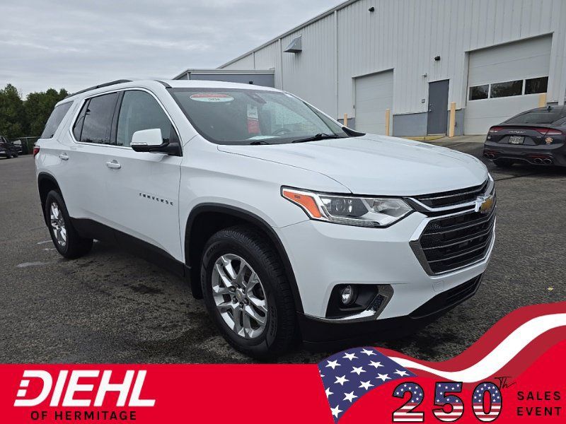 Used 2021 Chevrolet Traverse LT FWD image 1