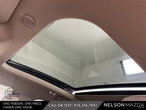 Used 2022 Lincoln Corsair FWD w/ Premium Package image 30