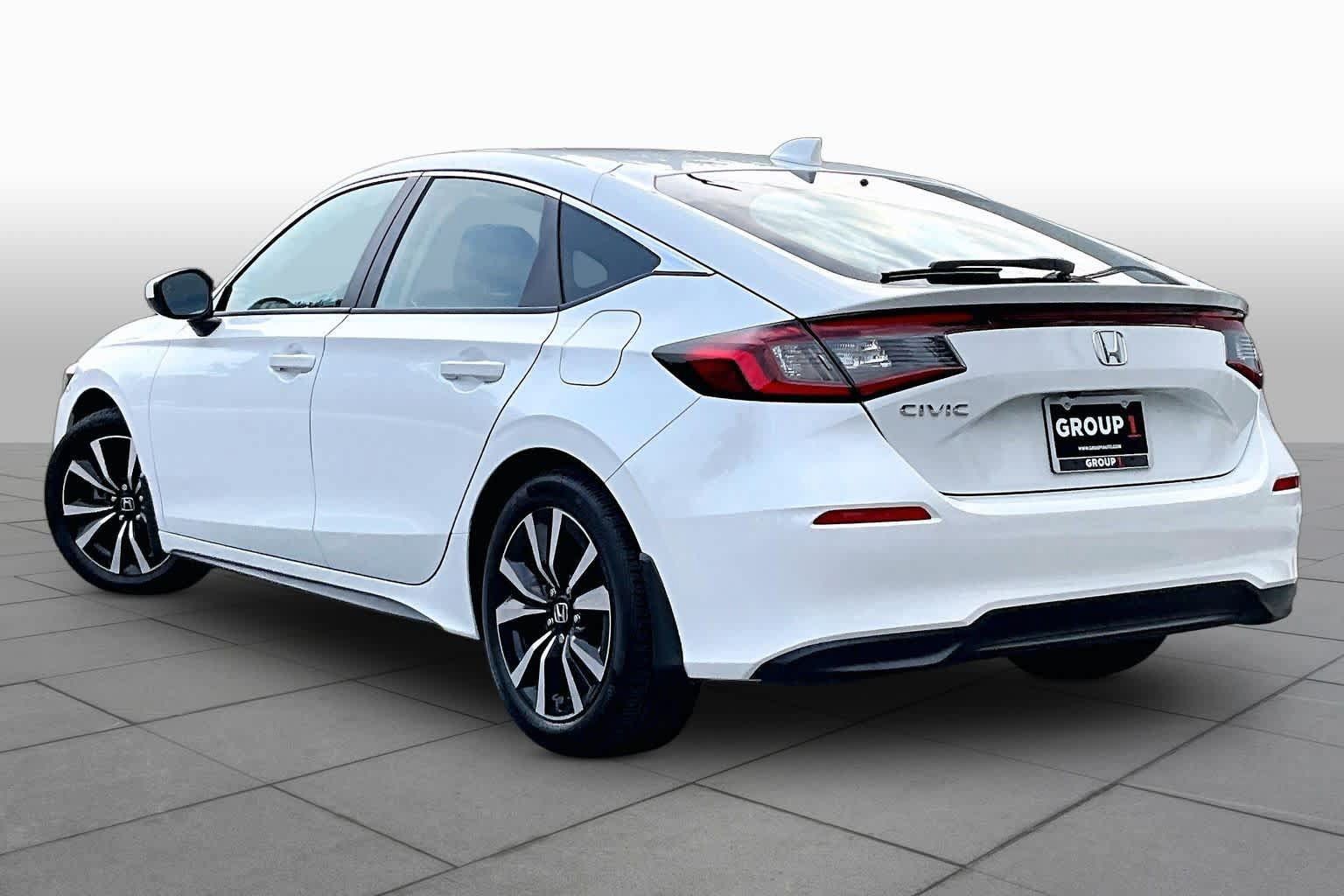 Used 2024 Honda Civic EX-L image 11