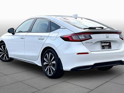 Used 2024 Honda Civic EX-L image 11