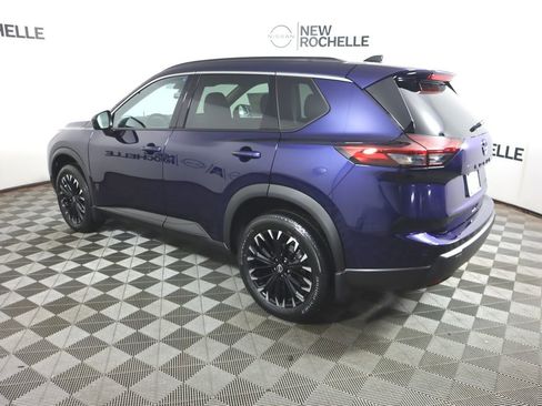 New 2026 Nissan Rogue Dark Armor image 9