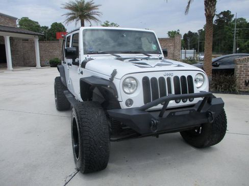 Used 2015 Jeep Wrangler Unlimited Sport w/ Quick Order Package 24S AWD/4WD image 21