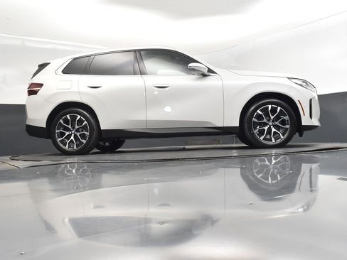 Certified 2025 BMW X3 xDrive30i w/ Premium Package image 43