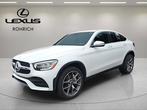 Used 2022 Mercedes-Benz GLC 300 4MATIC Coupe image 1