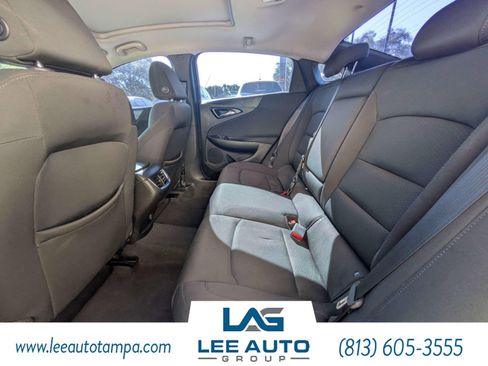 Used 2019 Chevrolet Malibu LT FWD image 11