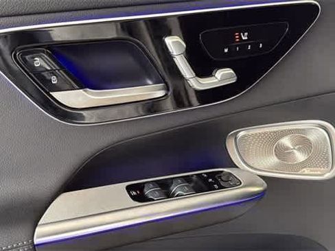 Used 2025 Mercedes-Benz GLC 300 4MATIC image 62