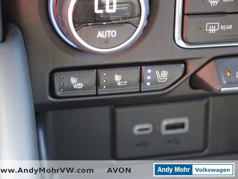 Used 2023 Chevrolet Tahoe Premier w/ Premium Package AWD/4WD image 46