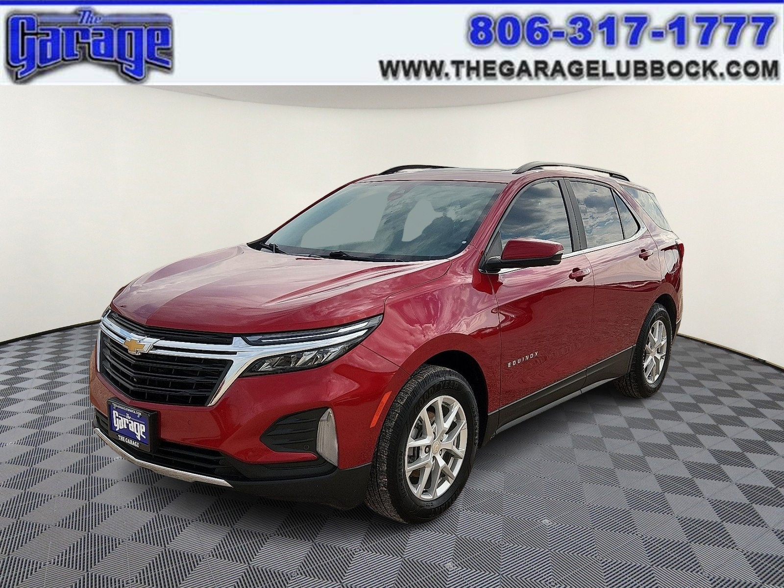 Used 2024 Chevrolet Equinox LT FWD image 1