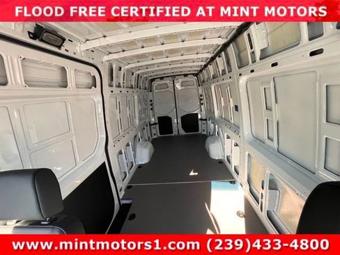 Used 2025 Mercedes-Benz Sprinter 2500 image 22