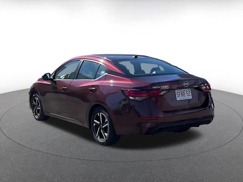 Used 2025 Nissan Sentra SV image 11