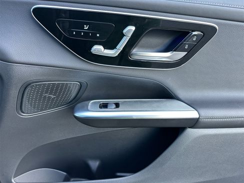 Certified 2025 Mercedes-Benz GLC 300 image 20