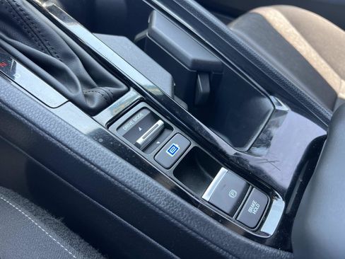 Used 2023 Honda Accord Sport image 17
