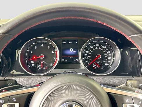 Used 2021 Volkswagen GTI SE FWD image 11