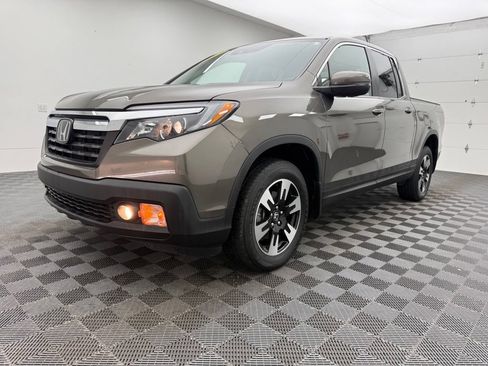 Used 2020 Honda Ridgeline RTL image 2