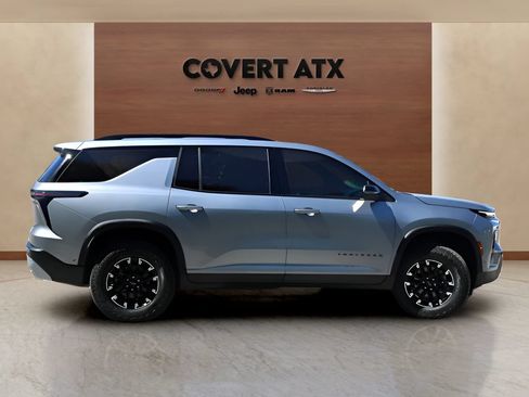 Used 2026 Chevrolet Traverse Z71 w/ Enhanced Driving Package AWD/4WD image 6