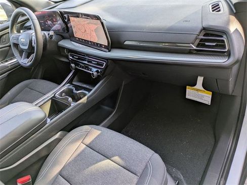 New 2026 Chevrolet Traverse LT w/ Driver Confidence Package image 30