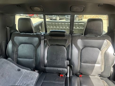 Used 2025 RAM 1500 Laramie image 43