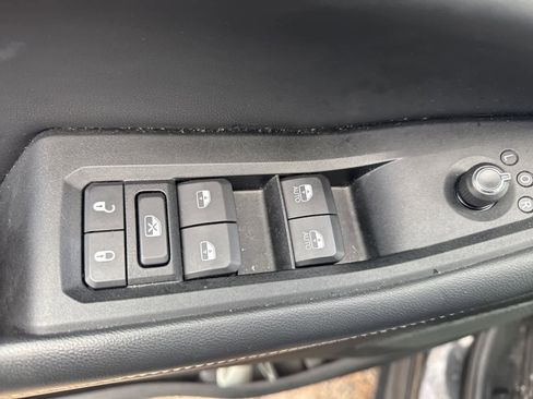 Certified 2023 Jeep Grand Cherokee Laredo image 29