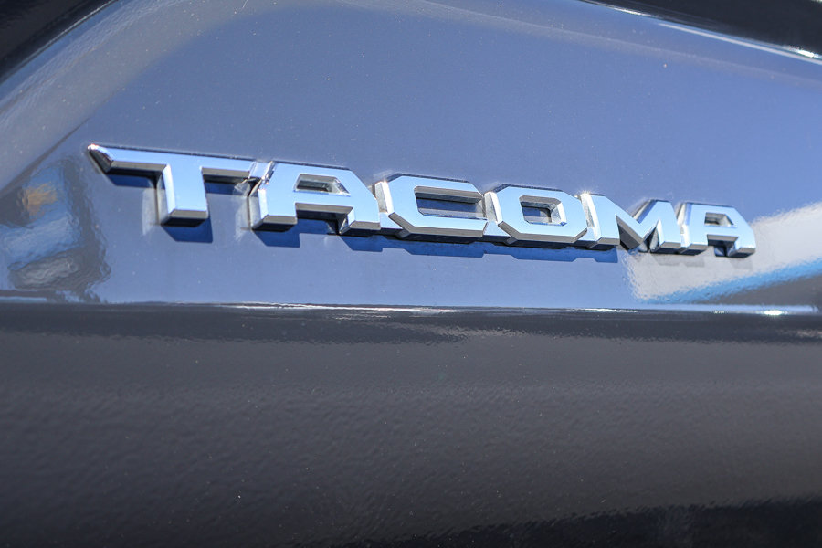 Used 2025 Toyota Tacoma SR5 AWD/4WD image 23