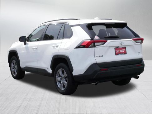 Certified 2025 Toyota RAV4 LE AWD/4WD image 5