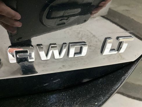 Used 2023 Chevrolet Equinox LT image 24