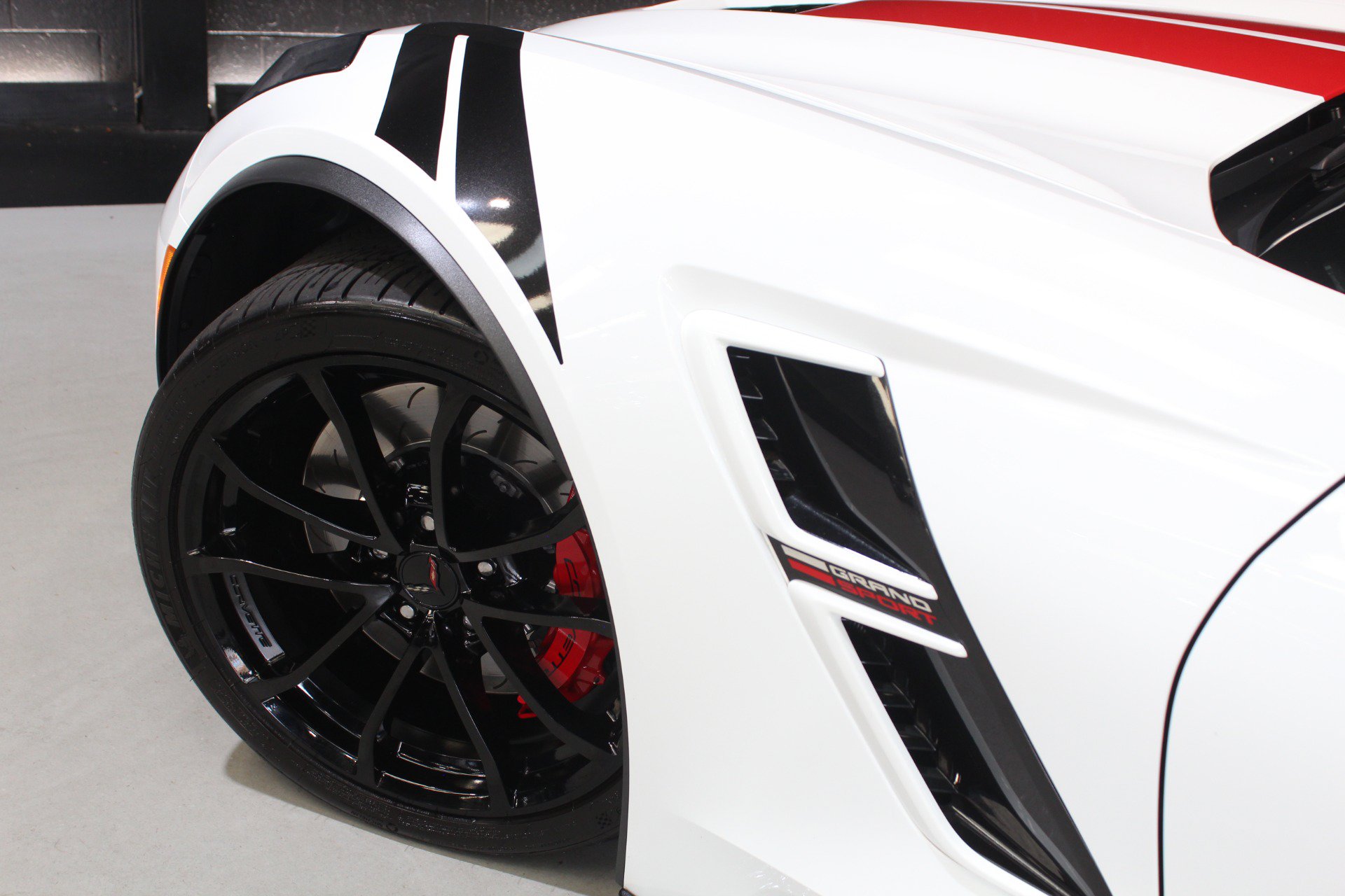 Used 2017 Chevrolet Corvette Grand Sport RWD image 18