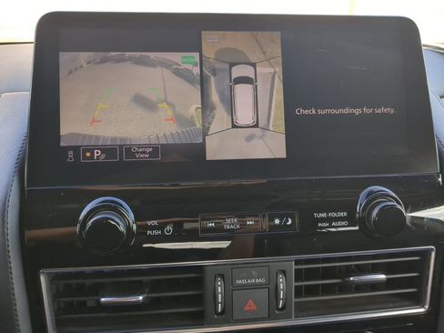 Used 2021 Nissan Armada SL w/ Captain's Chairs Package image 26