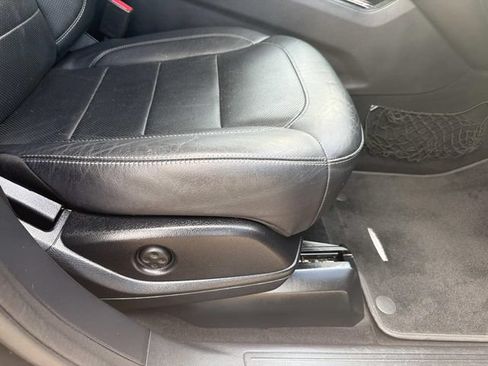 Used 2017 Mercedes-Benz GLS 450 4MATIC image 16