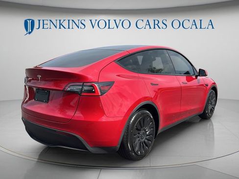 Used 2021 Tesla Model Y 2WD image 3