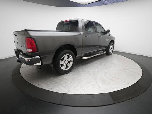 Used 2018 RAM 1500 Big Horn image 32
